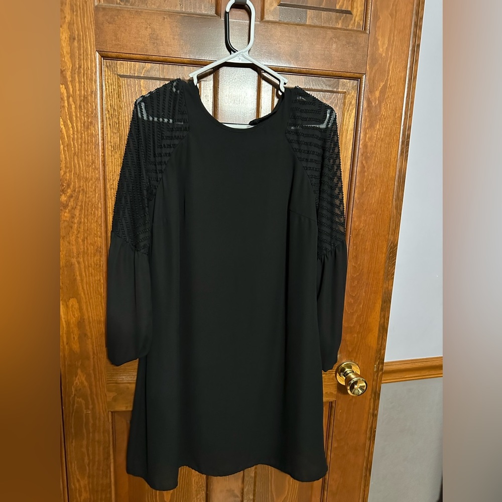 Dress with sleeve details